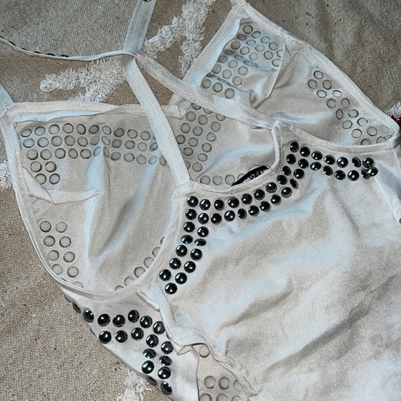 Studded bodysuit - Picture 2 of 4